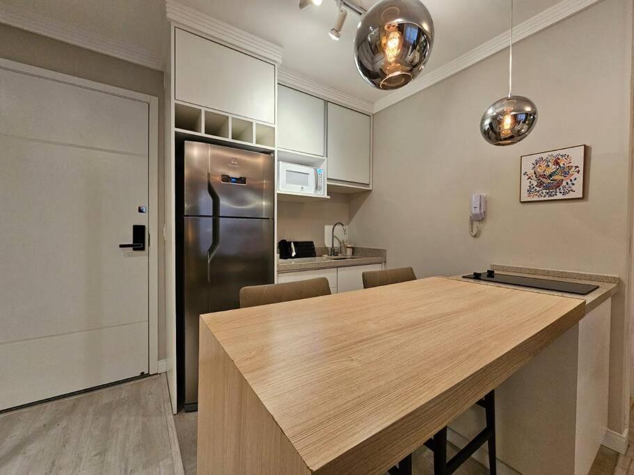 Studio Moderno Ap 32 Soho Life กูรีตีบา ภายนอก รูปภาพ