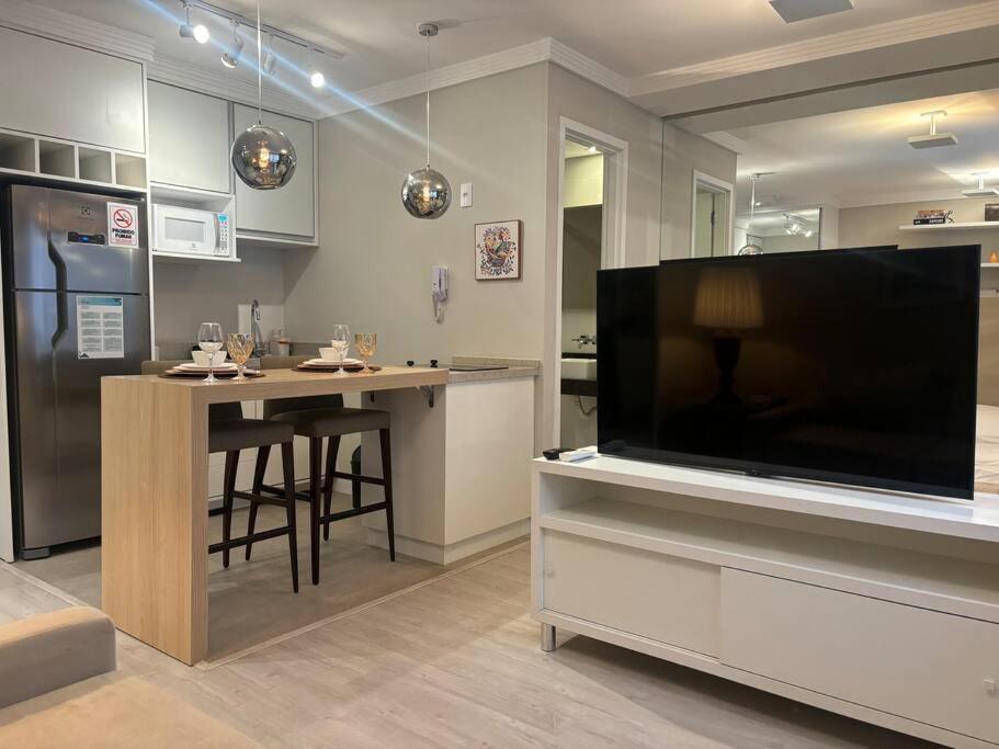 Studio Moderno Ap 32 Soho Life กูรีตีบา ภายนอก รูปภาพ