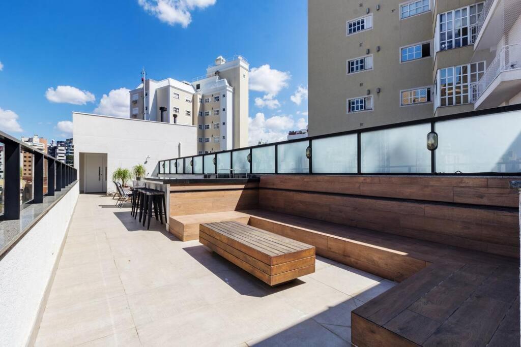Studio Moderno Ap 32 Soho Life กูรีตีบา ภายนอก รูปภาพ